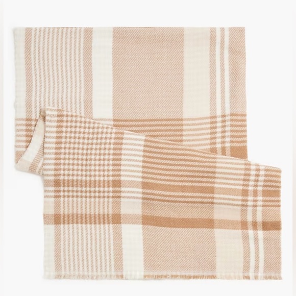 J. Crew Marled reversible scarf. Perfect Christmas gift. - Picture 2 of 8